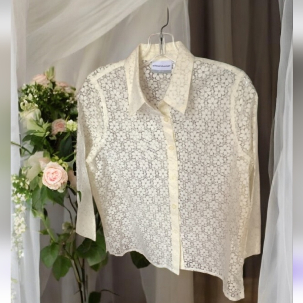 Alfred Dunner blouse flower sheer button front size 12P in great shape v…